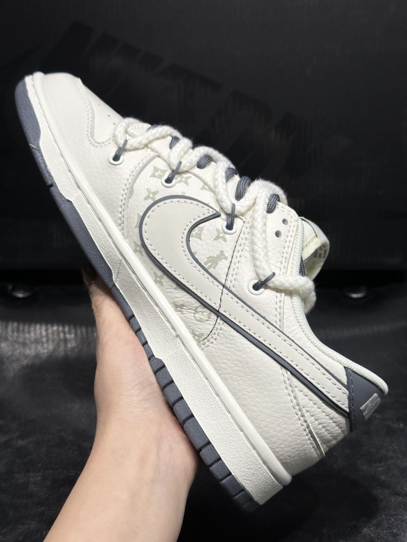 Nike Dunk Shoes